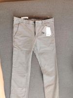 Mango Herren hose neu mit Etiketten. Gr 30 / W30 Niedersachsen - Wedemark Vorschau