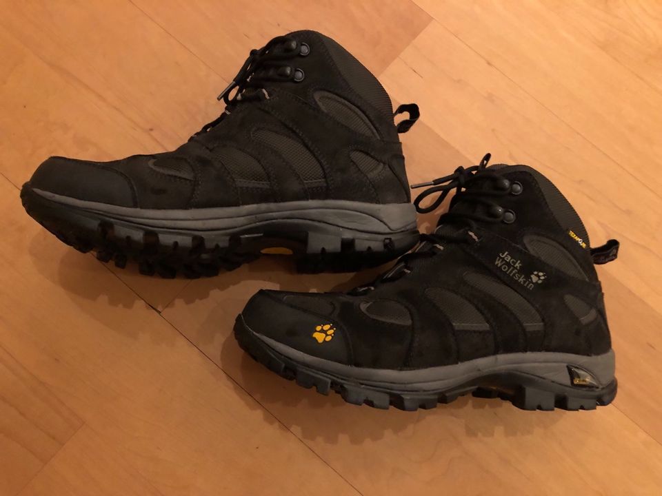 Jack Wolfskin Bergschuhe Vibram Größe 40,5 in Oberstaufen