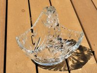 Kristallglas Schale Korb Pralinenkorb verziert mit Henkel Glas Wuppertal - Langerfeld-Beyenburg Vorschau