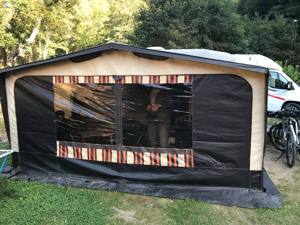 Wohnwagen zu verkaufen Dethleffs Nomad 430T in Nagold