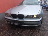 BMW e39 523i Automatik LPG Leder Xenon HU-10/2026 bald Oldtimer!! Baden-Württemberg - Forst Vorschau