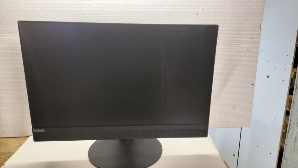 PC All in one PC Lenovo ThinkCentre M820z in Titisee-Neustadt