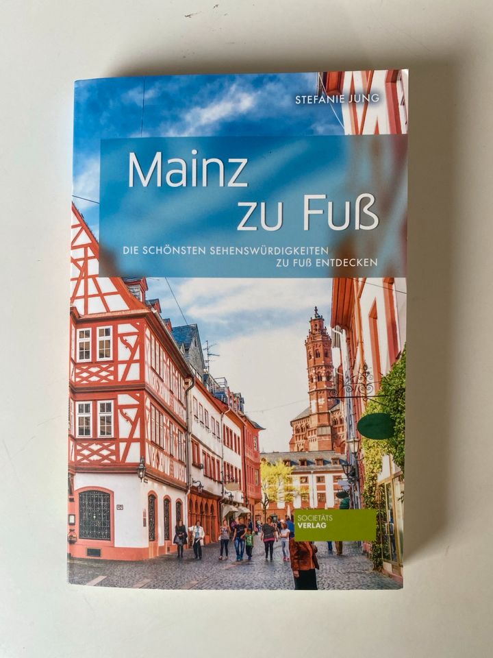 Buch zu Mainz in Gau-Bischofsheim