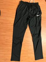 Nike Sporthose S schwarz Dri-Fit NEU Kreis Pinneberg - Halstenbek Vorschau