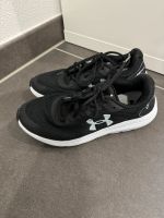 Under Armour Sneaker Sportschuhe Größe 36,5 Rheinland-Pfalz - Nickenich Vorschau