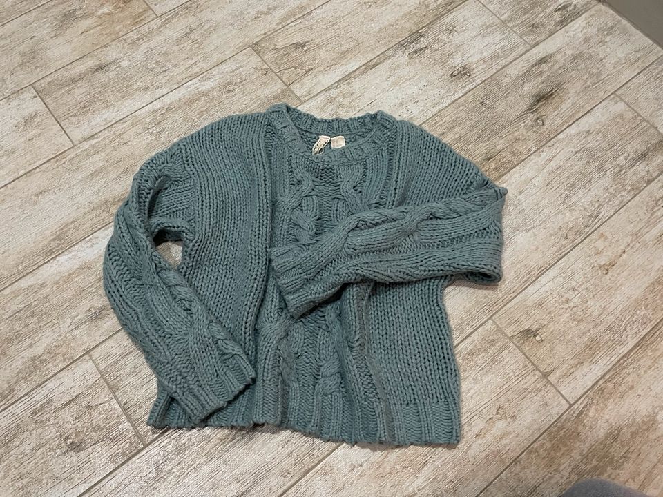 H&m strickpullover Pullover strick türkis grün blau Zopfmuster in Vestenbergsgreuth