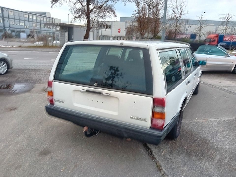 Volvo 940/945 GL 2.3 Kombi in Friedrichshafen