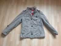 C&A Jacke gr 42 übergang gefüttert Sachsen - Adorf-Vogtland Vorschau