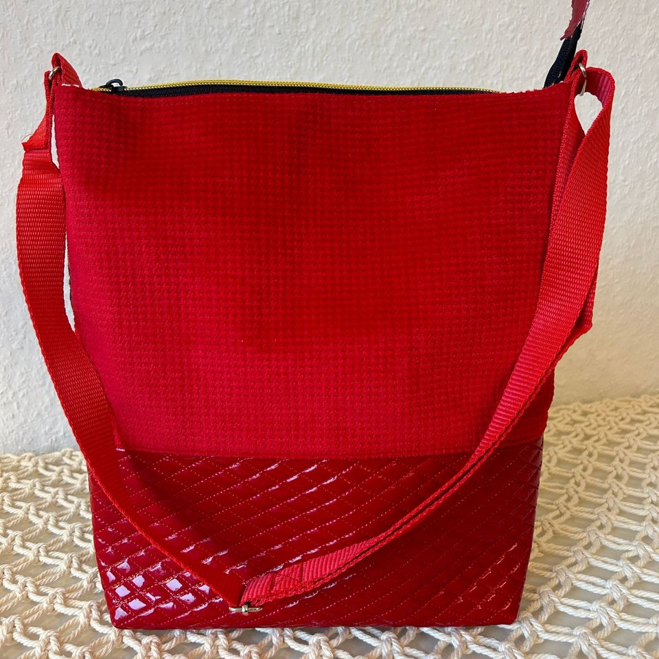 Super Angebot! Bunte Tasche Damen rot Lanawerk NEU Handarbeit in Soest