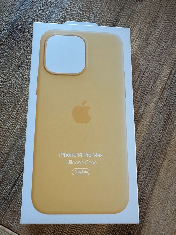 Apple iPhone 14 Pro Max Silicon Case in Sinzig