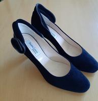 NEU * italienische Damen Schuhe Sommer Pumps schwarz 38 Niedersachsen - Boffzen Vorschau