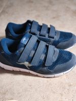 Kangaroos Sneaker mit Klett * blau* Gr.42 * gut erhalten Nordrhein-Westfalen - Kirchhundem Vorschau