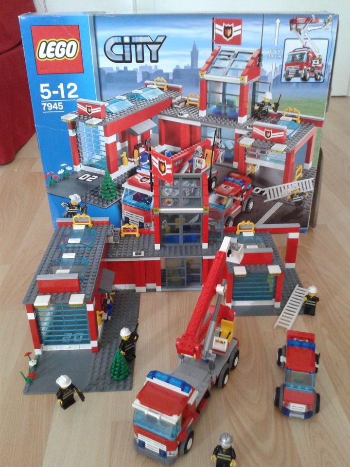 Lego 7945 - Feuerwehr-Hauptquartier in Duisburg