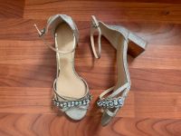 Sandale Badgley Mischka Gr. 7 37,5 gold Sandalette Glitzersteine München - Pasing-Obermenzing Vorschau