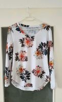 WEIßES LANGARM SHIRT MIT BLUMEN MUSTER GR. S-M PULLOVER OBERTEIL Hessen - Offenbach Vorschau