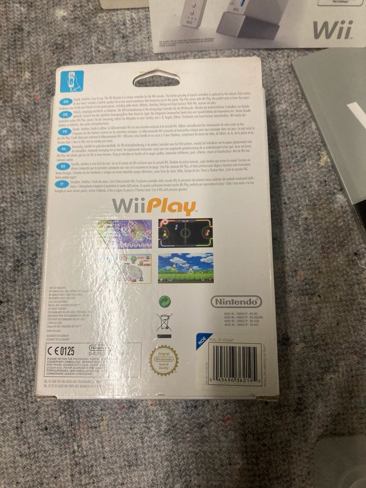 Nintendo Wii mit Zubehör in Gröbenzell