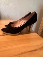 Schwarze Pumps mit hohem Absatz/ Peeptoe Gr. 38 von Görtz/Klauser Essen - Essen-Borbeck Vorschau
