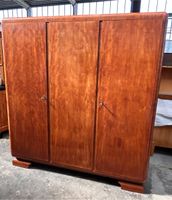 Kleiderschrank/vintage/Vollholz/midcentury/Stange/Böden/50er Berlin - Pankow Vorschau