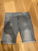 kurze Jeans - Esprit edc - grau - W32 West - Schwanheim Vorschau