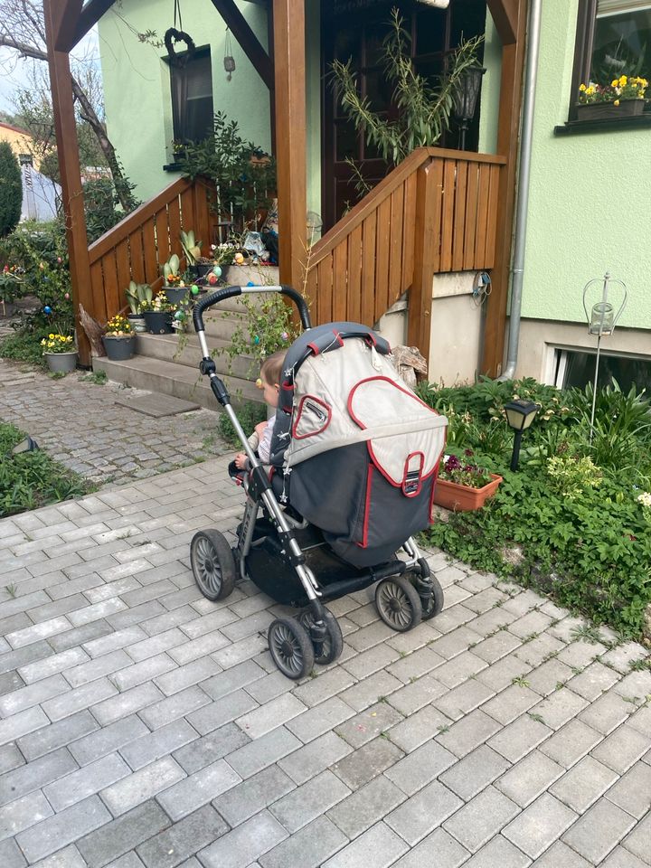 Kinderwagen Hartan Racer mit Babywanne in Radebeul