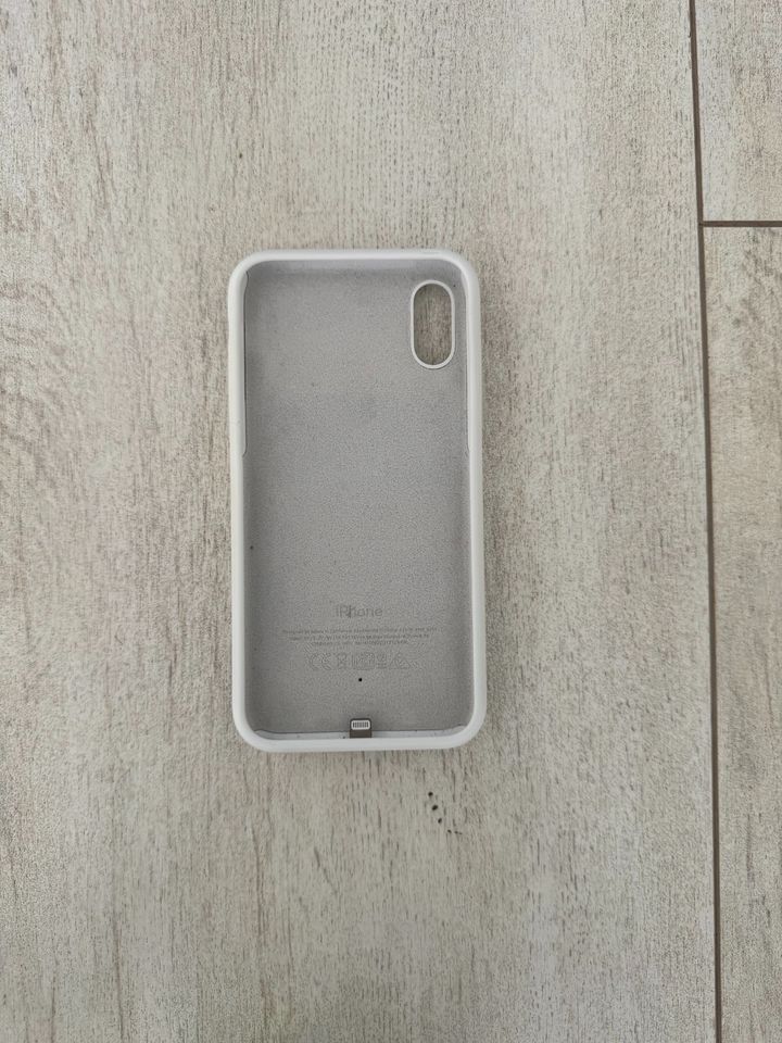 iPhone xs Smart Battery Case in Kerpen