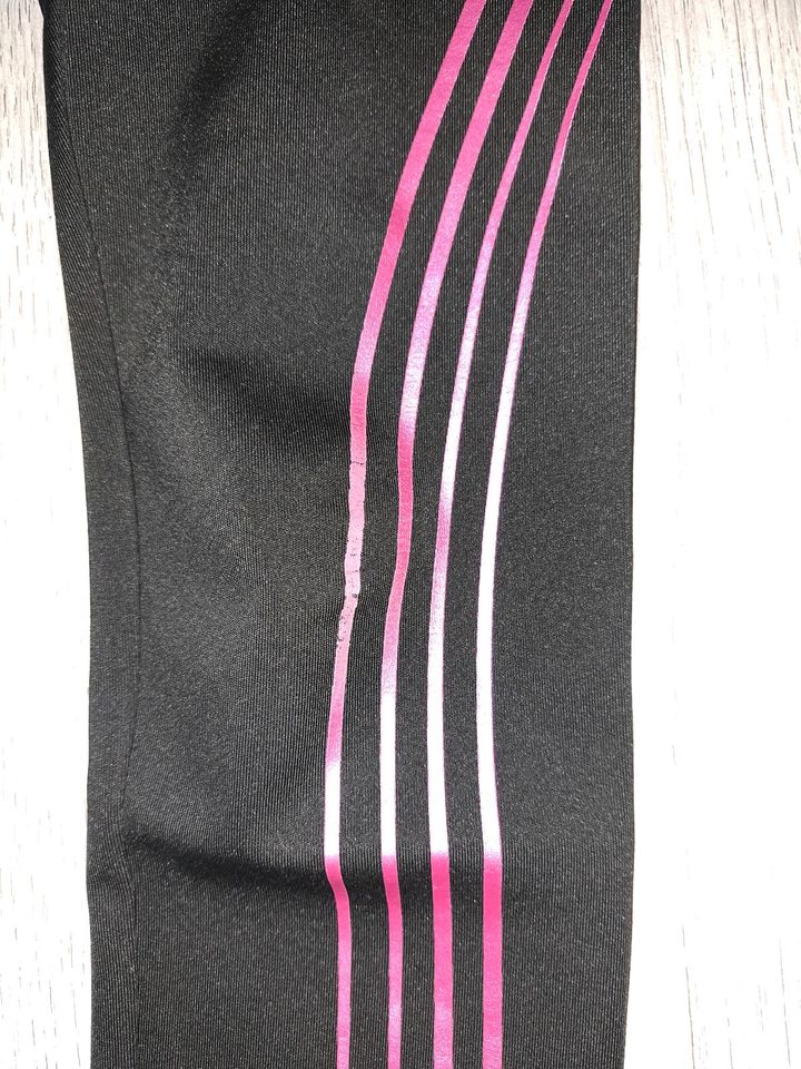 Sport Leggins Gr. 110/116 in Rellingen