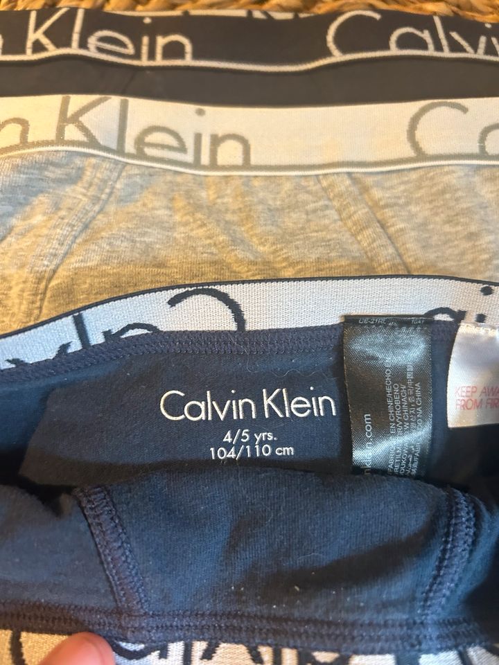 Calvin Klein Slips Unterhosen Gr.104/110 im Set in Gelsenkirchen