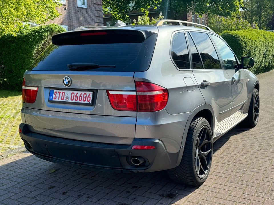 BMW X5 3.0d xDrive Sportpaket•Leder•Navi•Xenon•TV•TÜV Neu•20 Zoll in Stade