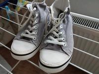 Crocs Damen Schuhe große 37 Rheinland-Pfalz - Nistertal Vorschau