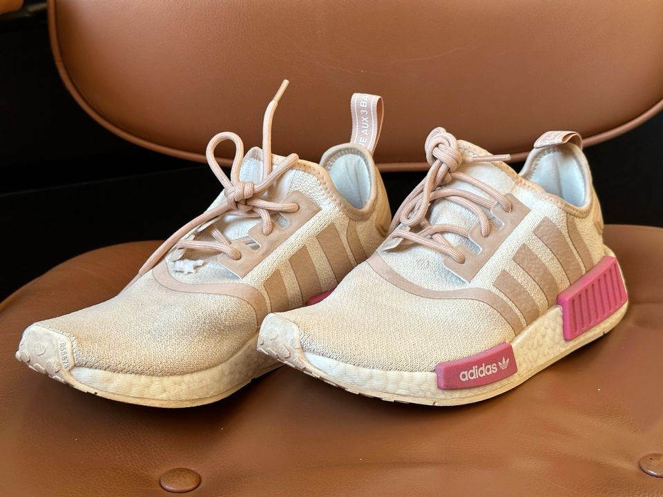 Adidas NMD R1 Sneaker beige/weiß/pink Damen - Größe 38 in Berlin -  Wilmersdorf | eBay Kleinanzeigen ist jetzt Kleinanzeigen