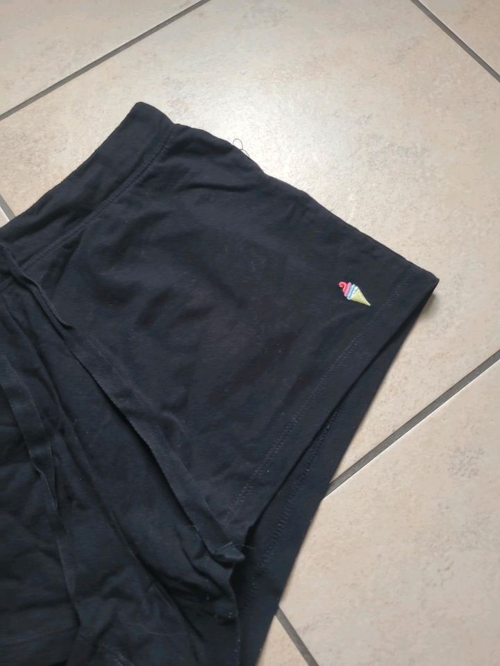 Esmara Sweatshorts schwarz Gr.M 40/42 in Uedem