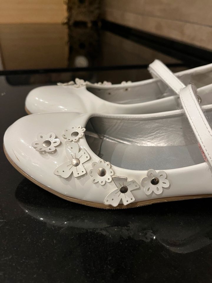 Schuhe Kommunion Hochzeit Größe 38 in Kreuzau