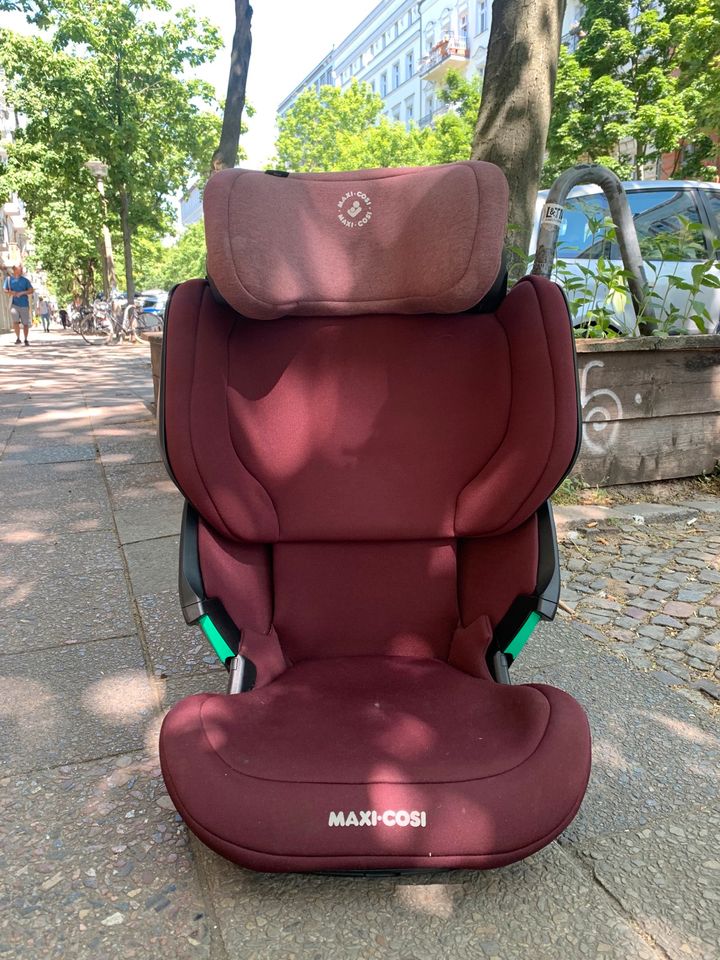 MAXI COSI Kindersitz Kore Pro i-Size in Berlin