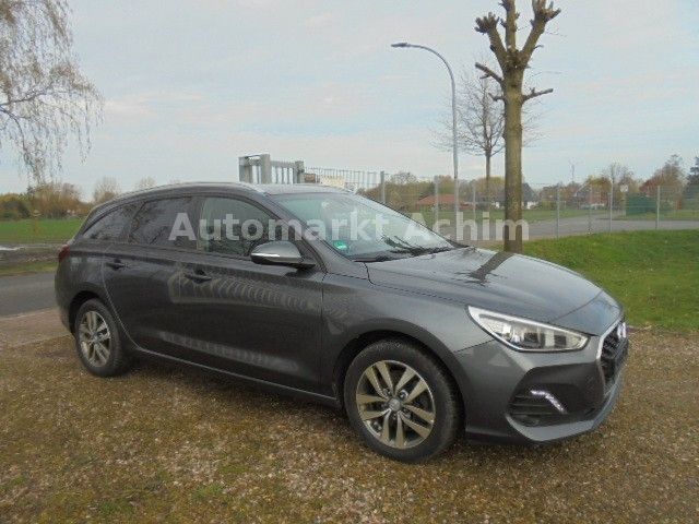 Hyundai i30 cw Trend KLIMA+NAVI+KAMERA in Achim