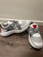 Original Love Moschino Damen Sneaker Schuhe weiß Gr..39 neu 80€ Hessen - Wiesbaden Vorschau