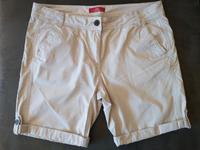 s.Oliver Smart Bermuda Shorts beige Gr. 42 Niedersachsen - Schwarme Vorschau