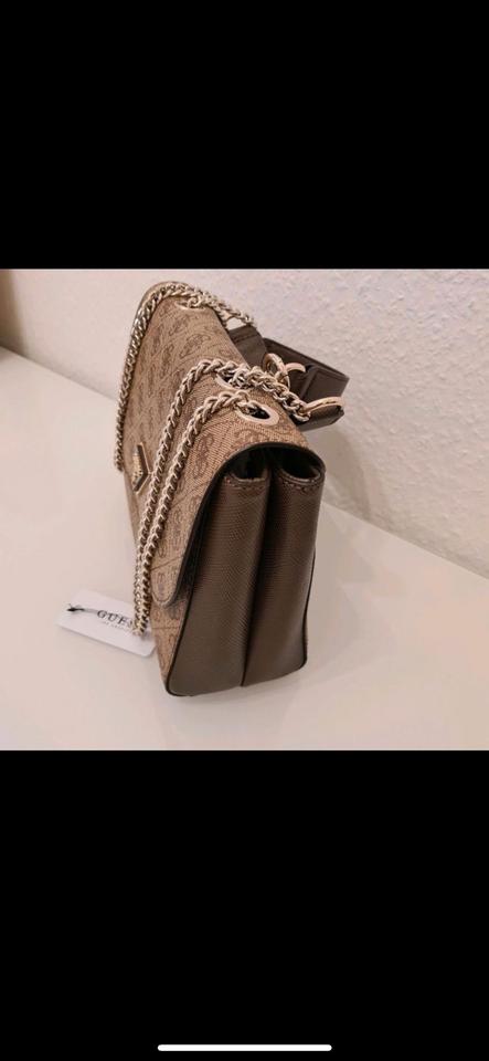 Neue Tasche Handtasche von Guess •Neu mit Etikett• in Tornesch