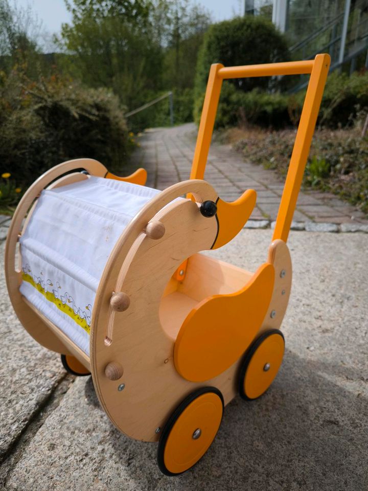 Wunderschöner Puppenwagen Holz Gans mit Verdeck in Falkenstein/Vogtland