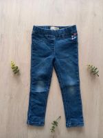 Süße Bluejeans mit Stretchanteil Gr. 98 Nordrhein-Westfalen - Jüchen Vorschau