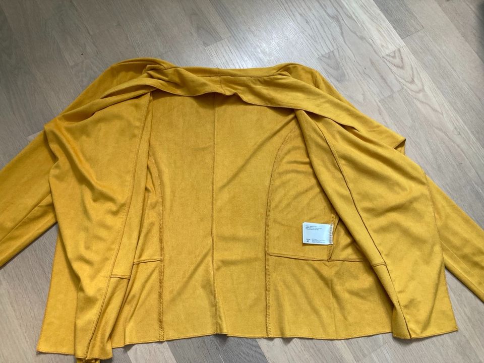 Traum ZERO Jacke Blazer weich 38 Curry Gelb NEU in Augsburg