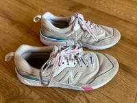 New Balance Sneaker / Schuhe für Damen, Gr. 38 Niedersachsen - Bad Fallingbostel Vorschau