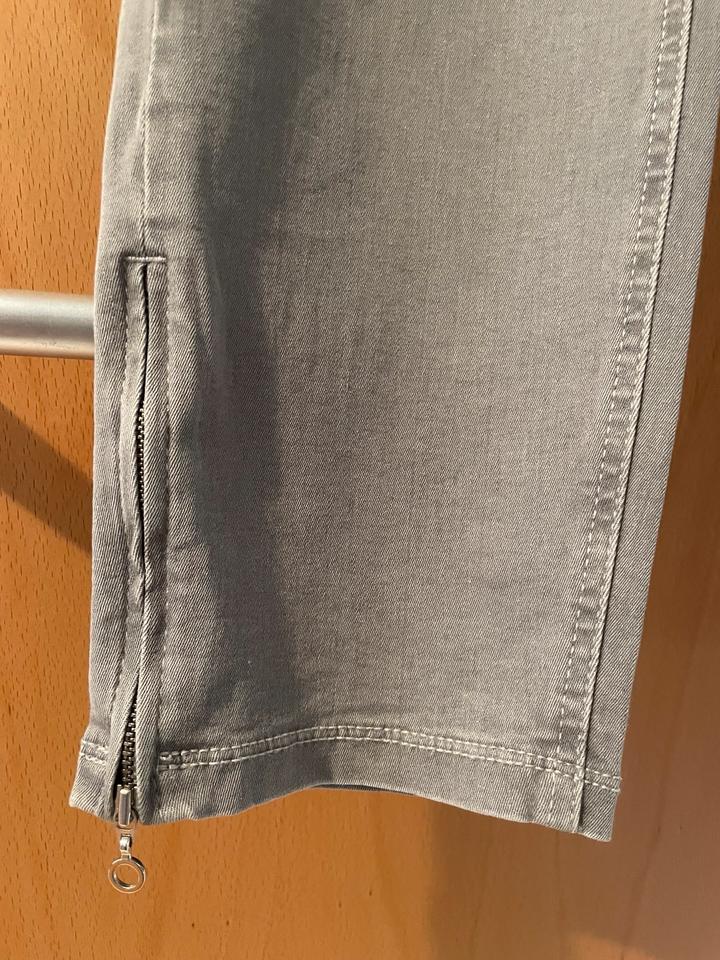 MAC Dream Chic Hose Farbe Hellgrau Größe 44/27 NEU in Dormagen