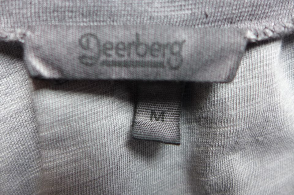 T Shirt Gr M Deerberg neuwertig Grau mit Silberrand in Borken