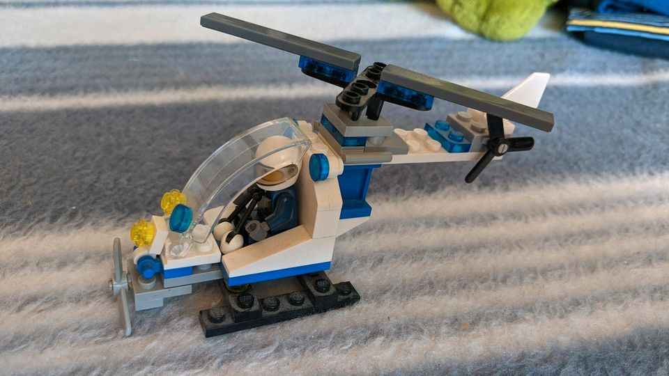 Lego Polizeihubschrauber Nr. 30226 in Hofheim am Taunus