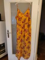 H&M Kleid Sommer Rosen Gr. 52 Düsseldorf - Rath Vorschau