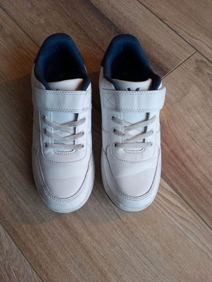 *neuw.* Sneaker, Turnschuhe, Halbschuhe Gr 36 in Bernau