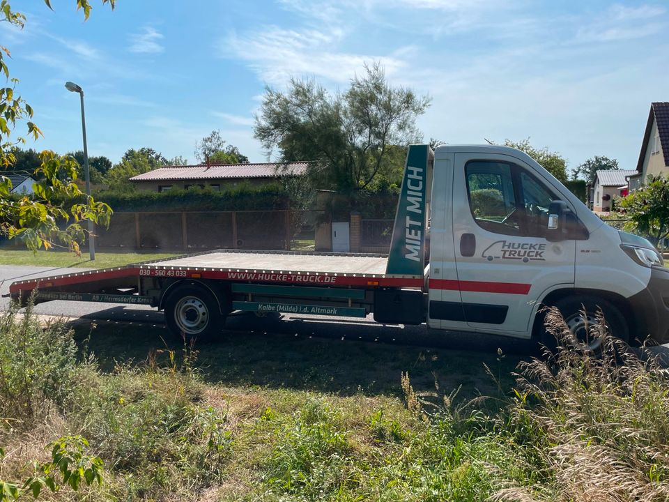 Fiat Ducato Abschleppwagen 1. Hand EZ 8/21 310000km 1,4to Zuladun in Berlin