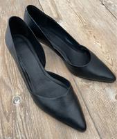 Pumps Bianco Gr. 39 schwarz Leder Bayern - Erlangen Vorschau