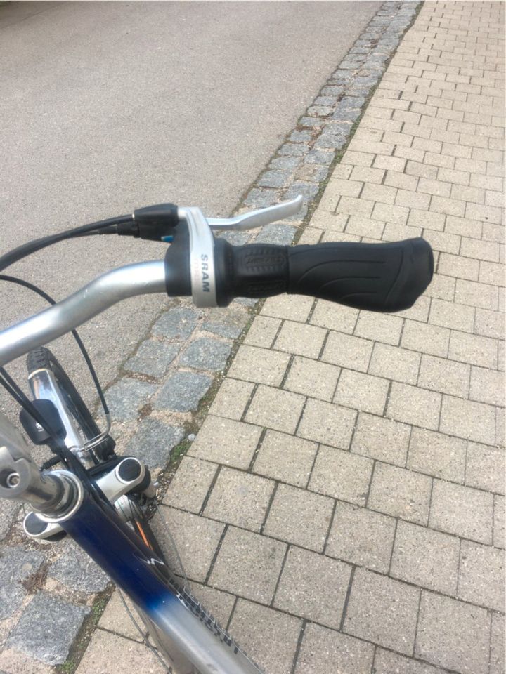 Damenrad, Damenfahrrad La Strada in Wellheim