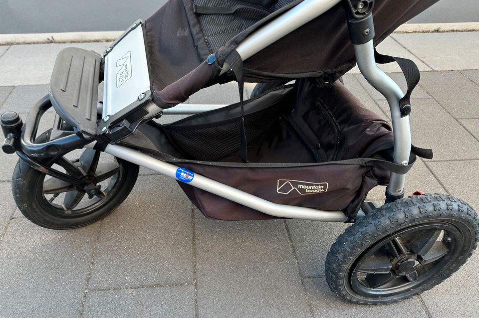 Mountain Buggy Urban Jungle Kinderwagen Komplettpaket in Gießen